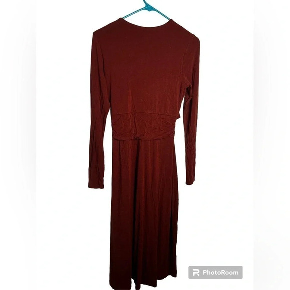 Express Medium Midi Dress in an Orange/brown color - Picture 3 of 3
